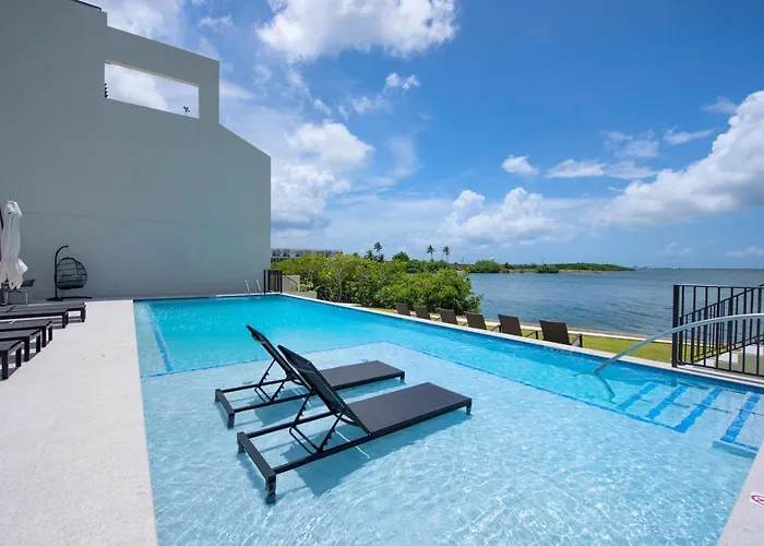 Allure #22 - Waterfront 3Br-3Ba Condo With Pool