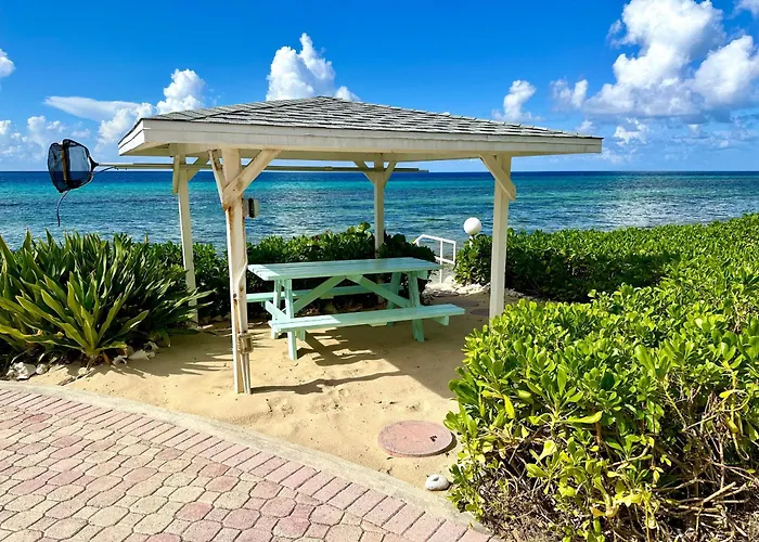 Northern Lights #3 - 2Br-2Ba Oceanfront Condo - Pool And Dock On Northside