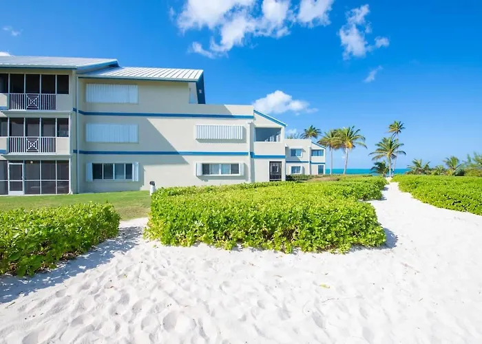 The Retreat #20 - 2 Bedroom Ocean Beach View Condo