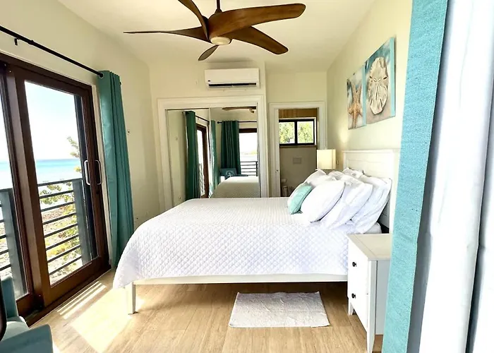 Seven Mile View #1 - 2 Bedroom Oceanfront Condo & Pool